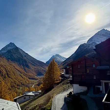 Bergdorf 7 萨斯费